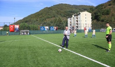 Vali Erol, Amatör Futbol Sezonu Açılışına Katıldı