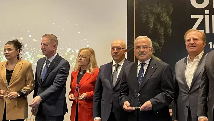 Başkan Güler’e 3 ödül birden…