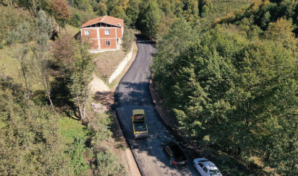 Aybastı’da yollar asfaltlanıyor