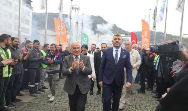 Ordu Büyükşehir işçisi bayram ediyor