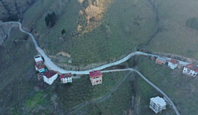 Ordu’da iki ilçeyi bağlayan yolda beton sevinci