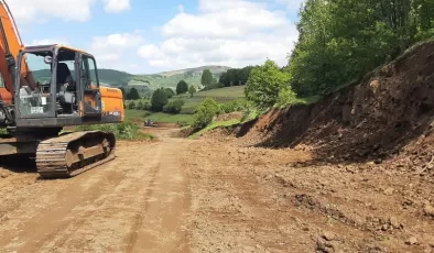 Akkuş’ta yolların standardı yükseliyor