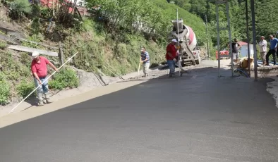 Altınordu’da beton yol sevinci