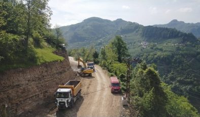 Perşembe’de yollar genişliyor