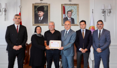 Gurbetçi hayırsever çiftten Vali Erol’a ziyaret