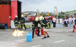 TÜBİTAK öğrencilerine itfaiye eğitimi