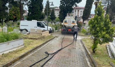 Ordu’da mezarlıklar Kurban Bayramı’na hazır