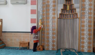 Camilerde temizlik seferberliği