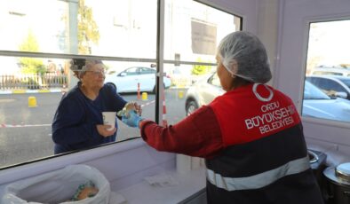 Hastane koridorlarında güne sıcak bir başlangıç